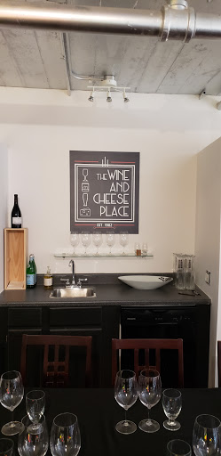Wine Store «The Wine and Cheese Place», reviews and photos, 7435 Forsyth Blvd, Clayton, MO 63105, USA