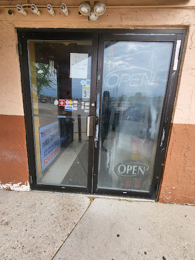 Grocery Store «La Mexicana Grocery Store», reviews and photos, 432 N Main St, West Bend, WI 53090, USA