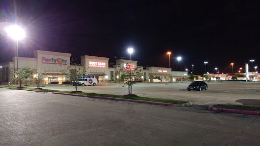 Home Goods Store «Tuesday Morning», reviews and photos, 28519 Tomball Pkwy, Tomball, TX 77375, USA