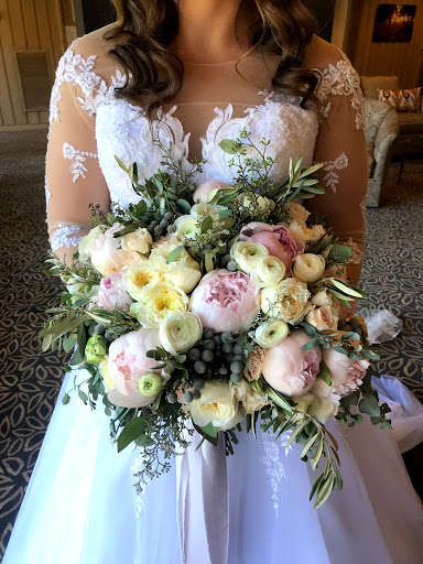 Florist «Everest Florist and Gifts Sacramento», reviews and photos, 7137 Walerga Rd, Sacramento, CA 95842, USA