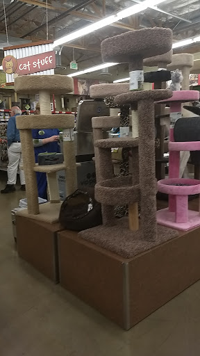 Pet Supply Store «Pet Food Express», reviews and photos, 5829 Lone Tree Way, Antioch, CA 94531, USA