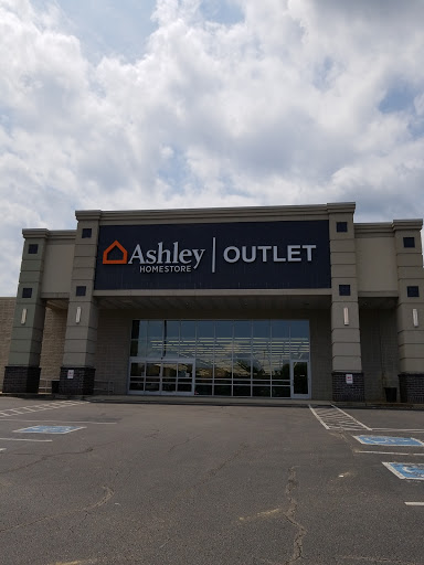 Furniture Store «Ashley HomeStore Outlet», reviews and photos, 225A Industrial Blvd, La Vergne, TN 37086, USA