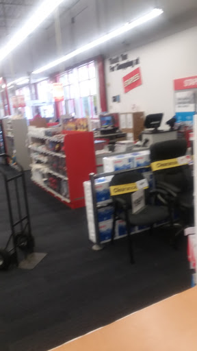 Office Supply Store «Staples», reviews and photos, 6731 Frontier Dr, Springfield, VA 22150, USA