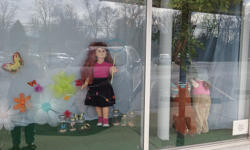 Thrift Store «Nearly New Shop», reviews and photos, 4710 NE Vivion Rd, Kansas City, MO 64119, USA