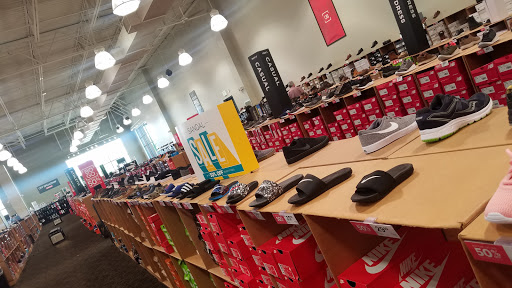 Shoe Store «Off Broadway Shoe Warehouse», reviews and photos, 8510 Northfield Blvd #1810, Denver, CO 80238, USA