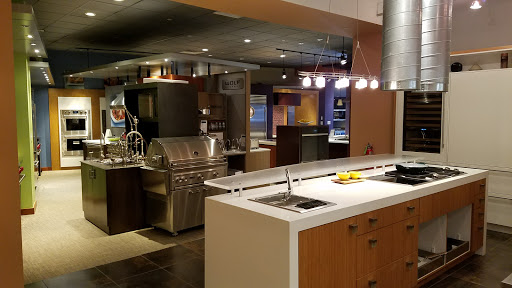 Appliance Store «Tri-City Sales Inc», reviews and photos, 262 Highland Ave, Salem, MA 01970, USA