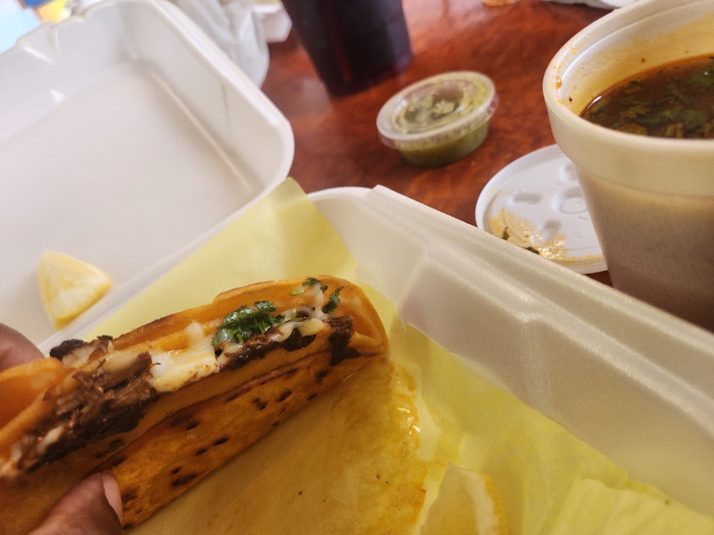 Seafood Restaurant Fish & Wings 93705