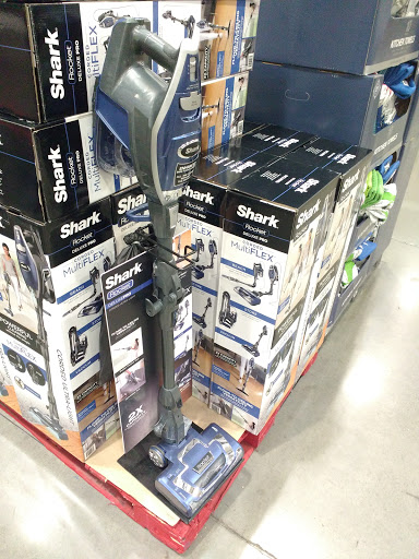 Warehouse store «Costco Wholesale», reviews and photos, 7850 SW Dartmouth St, Tigard, OR 97223, USA