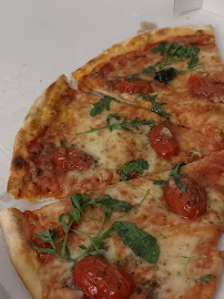 Plats et boissons du Pizzeria Bella Pizza Carpentras - n°9
