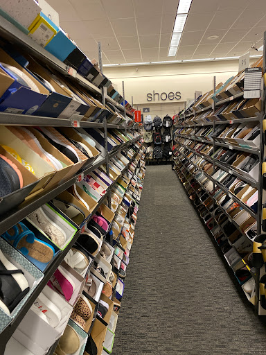 Department Store «Nordstrom Rack Brea Union Plaza», reviews and photos, 2345 E Imperial Hwy, Brea, CA 92821, USA