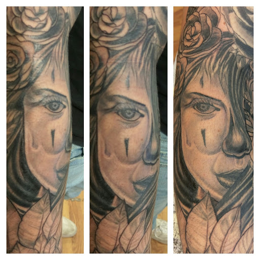 Tattoo Shop «All Towns Tattoo & Gallery LLC», reviews and photos, 241 Old Bridge Turnpike, East Brunswick, NJ 08816, USA