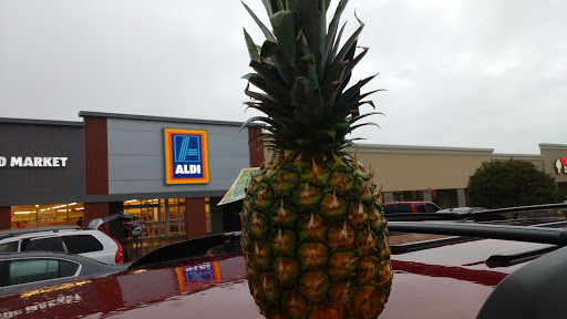 Supermarket «ALDI», reviews and photos, 203 N Springboro Pike, Dayton, OH 45449, USA