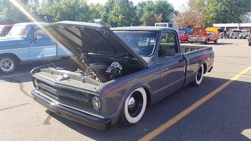 Auto Body Shop «Autoworks Collision Center, Inc.», reviews and photos, 7780 Hwy 55, Rockford, MN 55373, USA