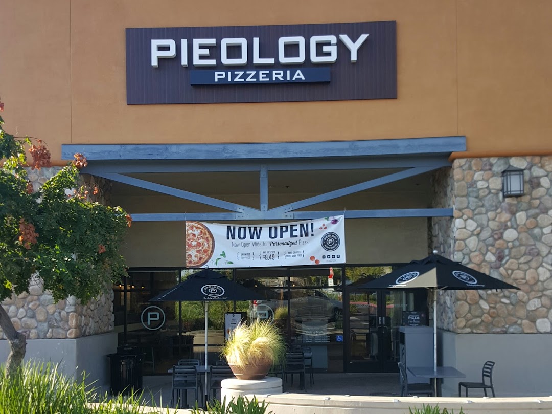 Pieology Pizzeria, Folsom