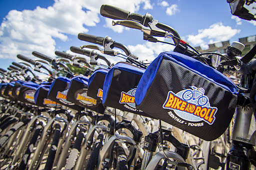 Bicycle Rental Service «Bike and Roll Chicago - Millennium Park», reviews and photos, 239 E Randolph St, Chicago, IL 60601, USA