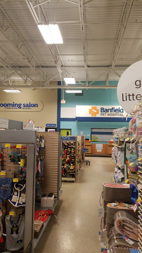 Pet Supply Store «PetSmart», reviews and photos, 3995 Welsh Rd, Willow Grove, PA 19090, USA