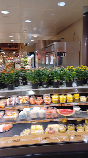 Supermarket «Wegmans», reviews and photos, 15 Woodbridge Center Dr, Woodbridge, NJ 07095, USA