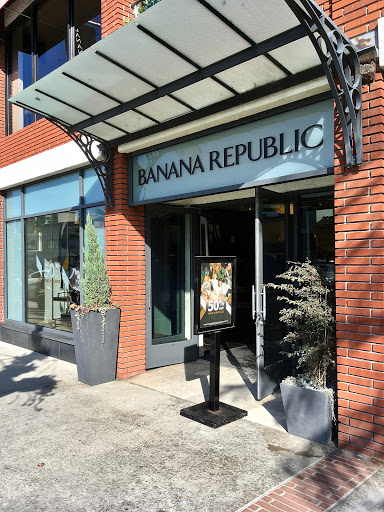 Clothing Store «Banana Republic», reviews and photos, 7841 Girard Ave, La Jolla, CA 92037, USA