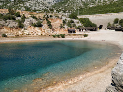 Foto von Tatinja beach mit sehr sauber Sauberkeitsgrad