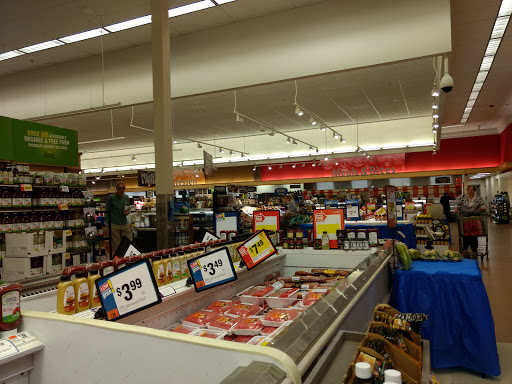 Grocery Store «Stop & Shop», reviews and photos, 10 Pitkin Rd, Vernon, CT 06066, USA