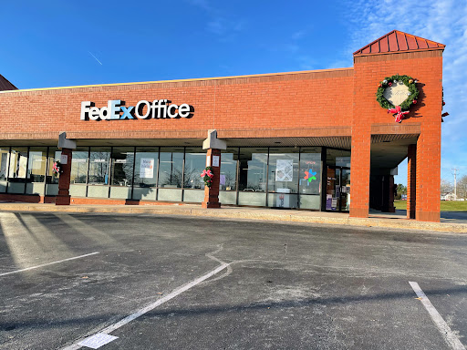 Print Shop «FedEx Office Print & Ship Center», reviews and photos, 464 Lincoln Hwy, Exton, PA 19341, USA
