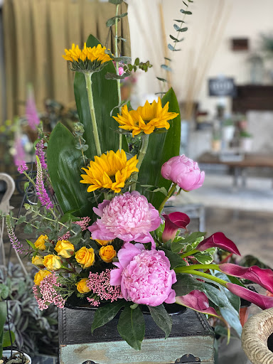 Florist «Botany Bay Florist», reviews and photos, 6068 Roswell Rd, Sandy Springs, GA 30328, USA