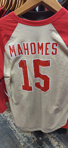 Sportswear Store «Kansas Sampler/Rally House Mission», reviews and photos, 6858 Johnson Dr, Mission, KS 66202, USA