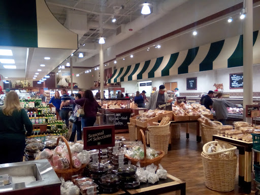 Grocery Store «The Fresh Market», reviews and photos, 5920 Red Bug Lake Rd, Winter Springs, FL 32708, USA
