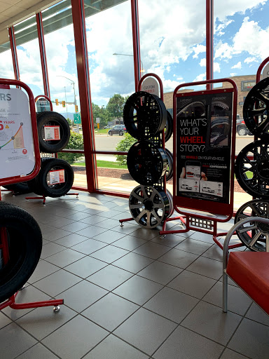 Tire Shop «Discount Tire Store - Draper, UT», reviews and photos, 89 E 12450 S, Draper, UT 84020, USA