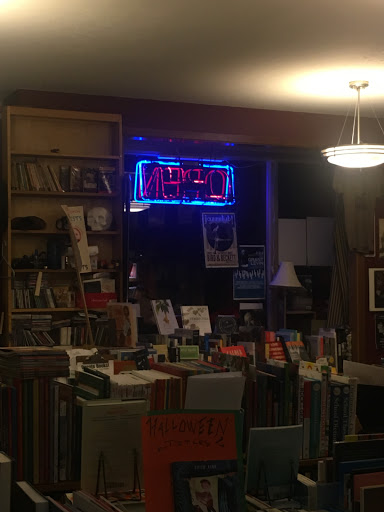 Book Store «Bird & Beckett Books & Records», reviews and photos, 653 Chenery St, San Francisco, CA 94131, USA