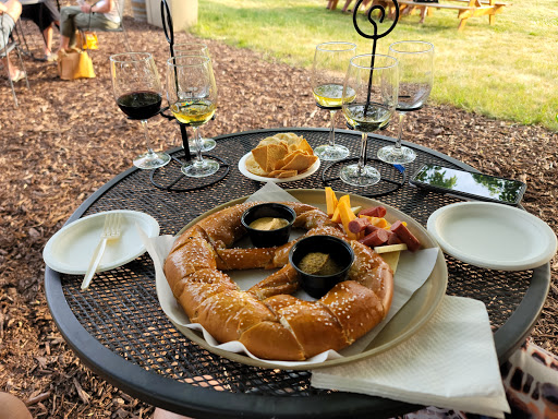 Winery «Schram Vineyards Winery & Brewery», reviews and photos, 8785 Airport Rd, Waconia, MN 55387, USA