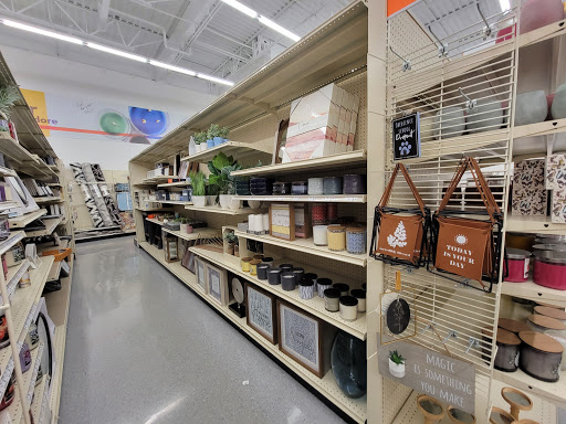 Discount Store «Big Lots», reviews and photos, 1600 N Jackson St #100, Tullahoma, TN 37388, USA