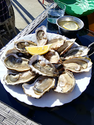Photo n°3 de LA PERLE D'ARGENT. Huitres Nicolas Mercier Dégustation à Andernos-les-Bains ()