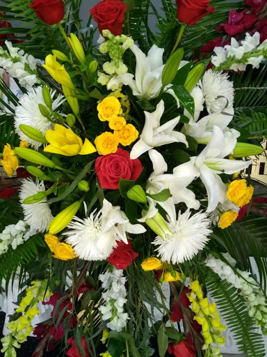 Florist «Backstage Florist», reviews and photos, 2010 N Plano Rd, Richardson, TX 75082, USA