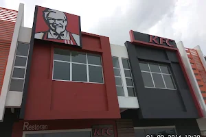KFC Puncak Alam image