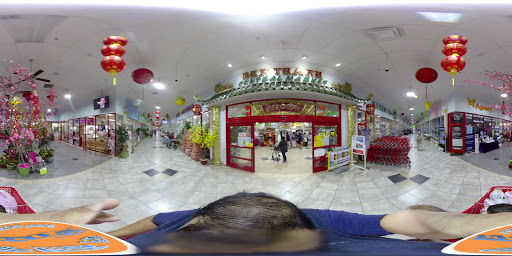 Grocery Store «Ben Thanh Plaza and Central Market», reviews and photos, 1818 E Pioneer Pkwy #100, Arlington, TX 76010, USA