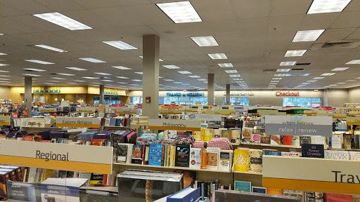 Book Store «Books-A-Million», reviews and photos, 4230 S Tamiami Trail, Venice, FL 34293, USA