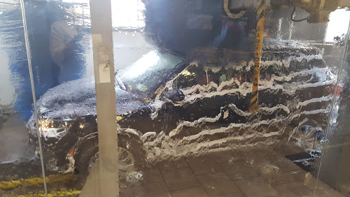 Car Wash «Wellwood Car Wash», reviews and photos, 990 Wellwood Ave, Lindenhurst, NY 11757, USA