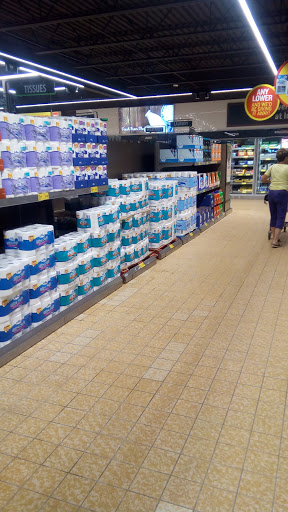 Supermarket «ALDI», reviews and photos, 1806 N Wayne St, Angola, IN 46703, USA