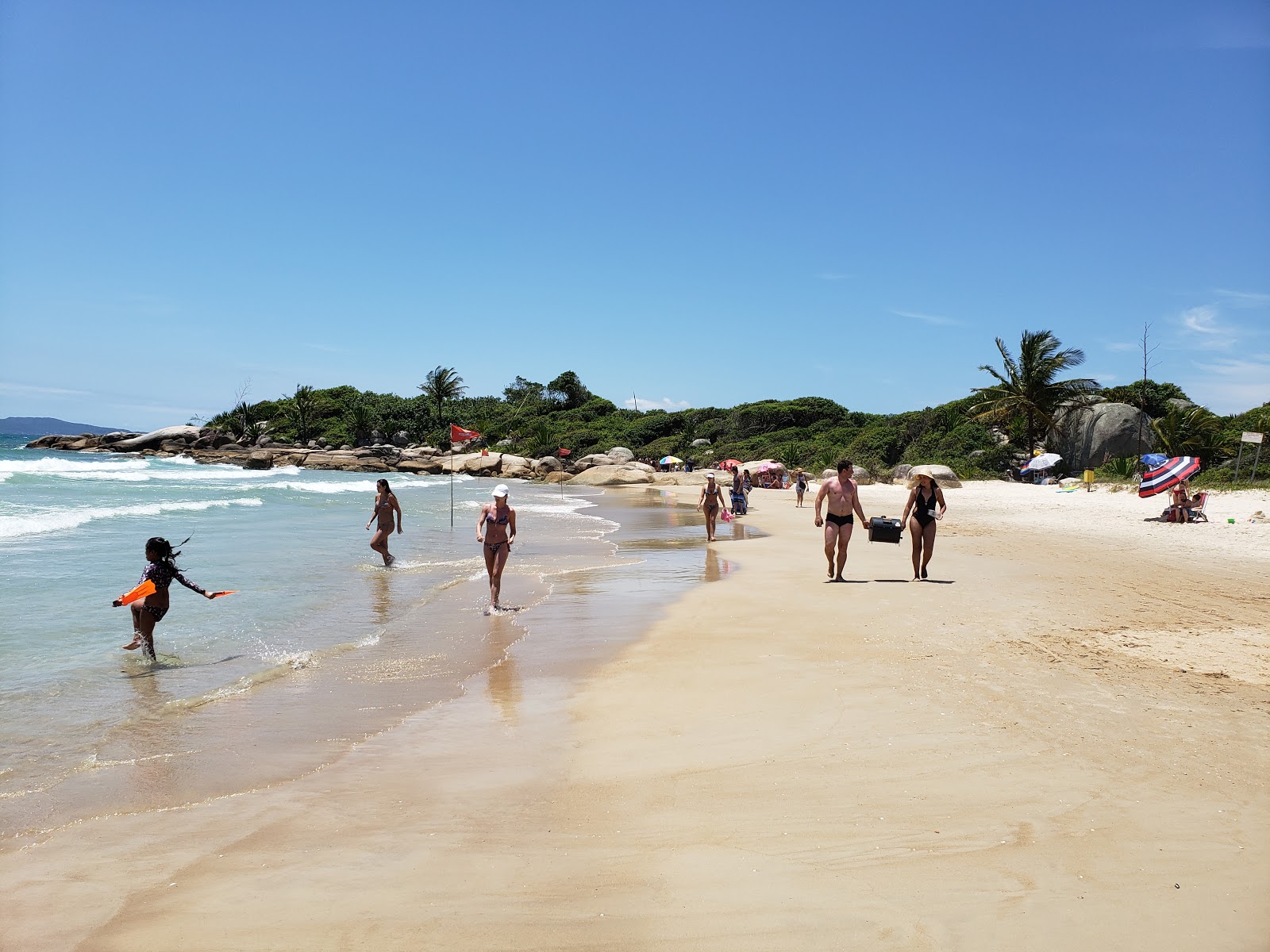 Foto di Praia Grande Caravelas con molto pulita livello di pulizia