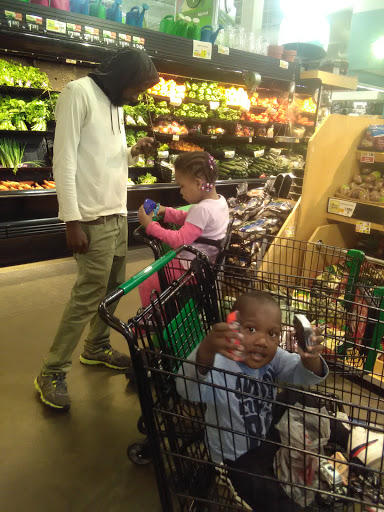 Grocery Store «The Fresh Grocer of Progress Plaza», reviews and photos, 1501 N Broad St, Philadelphia, PA 19122, USA