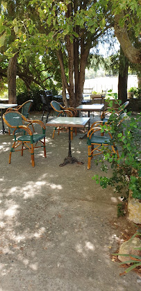 Atmosphère du Restaurant Les Salicornes à Arles - n°11