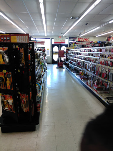 Auto Parts Store «Advance Auto Parts», reviews and photos, 7522 Southgate Blvd, North Lauderdale, FL 33068, USA