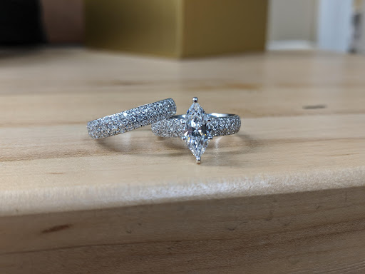 Jewelry Store «J. Mullins Jewelry and Gifts», reviews and photos, 352 W Northfield Blvd, Murfreesboro, TN 37129, USA