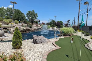 Skyline Mini Golf image