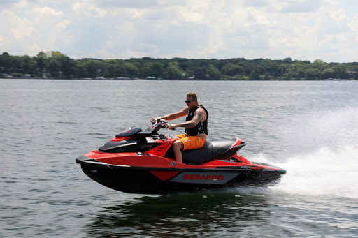 Motorsports Store «Minneapolis Motor Sports», reviews and photos, 801 Louisiana Ave S, Minneapolis, MN 55426, USA