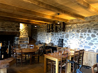 Atmosphère du Restaurant Buron du Couderc à Saint-Chély-d'Aubrac - n°14