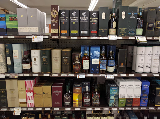 Liquor Store «Yankee Spirits», reviews and photos, 376 Main St, Sturbridge, MA 01566, USA