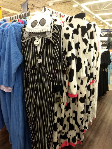 Department Store «Walmart Supercenter», reviews and photos, 3115 Edgar Brown Dr, West Orange, TX 77630, USA