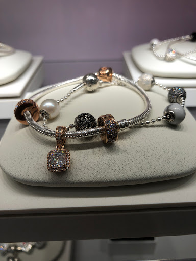 Jeweler «Nasr Jewelers», reviews and photos, 1800 Brinker Rd #100, Denton, TX 76208, USA